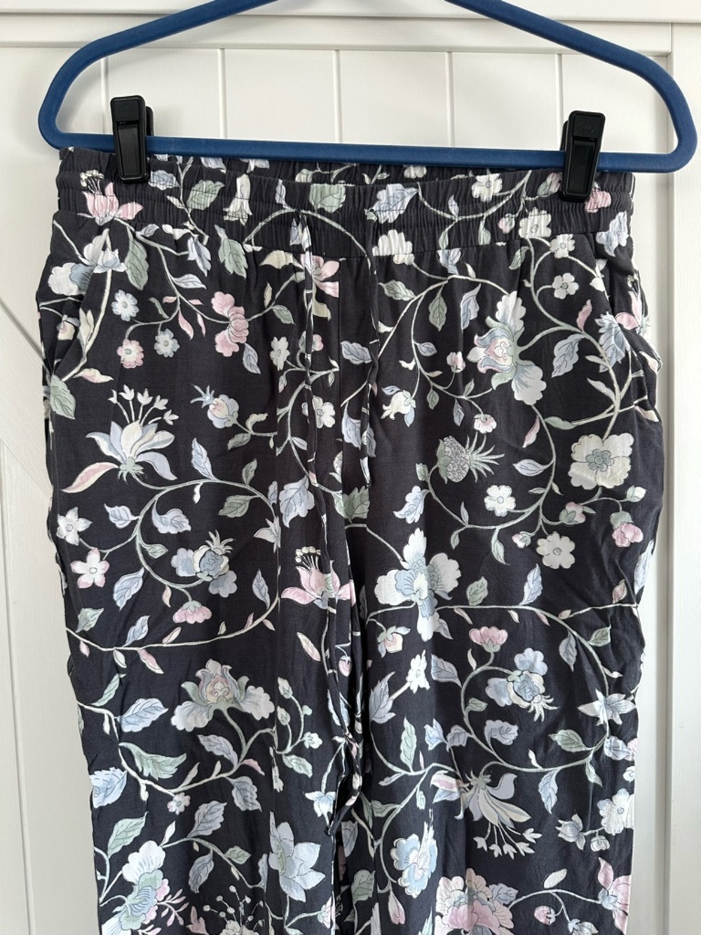 LOFT Floral Wide Leg Pants Dark Gray Boho Pull On Viscose Lightweight Small - Picture 3 of 4